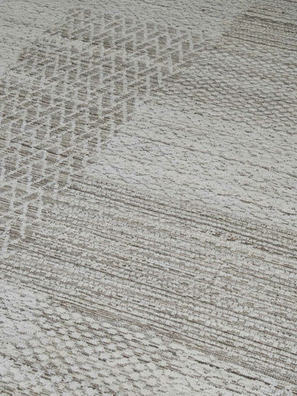 Montage - 200x290cm | In Stock